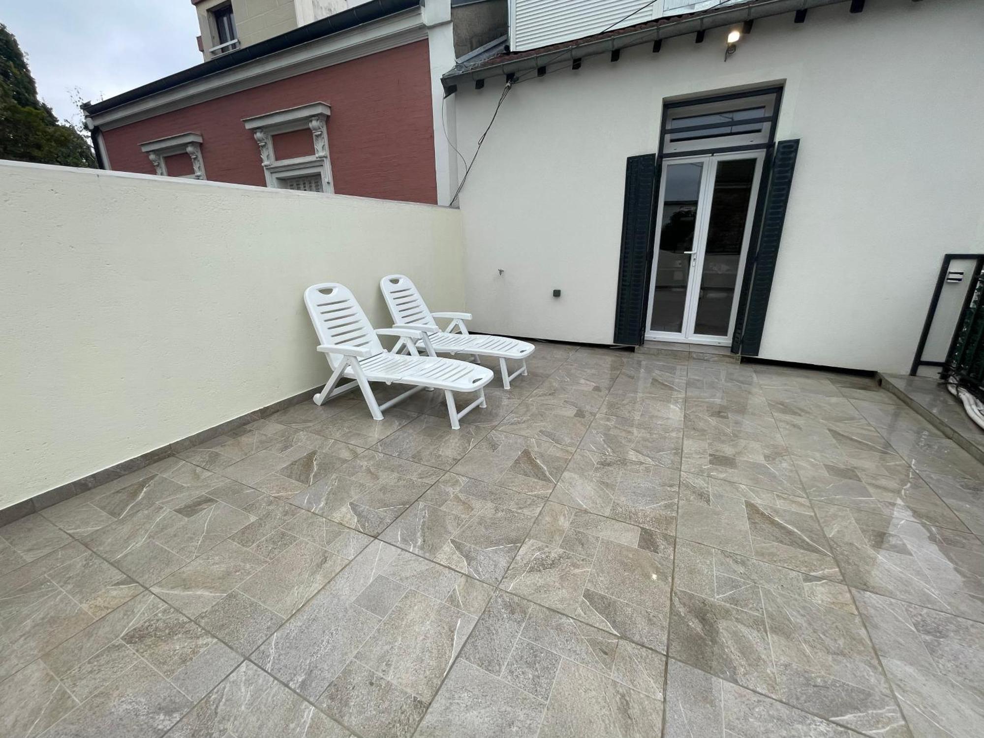 Appartement Avec Terrasse Et Ciel Etoile ! Noisy-le-Sec Exterior photo